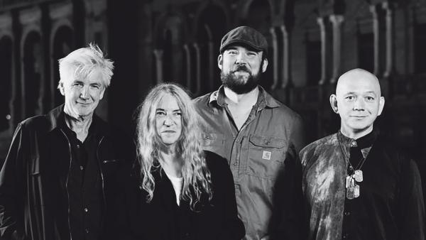 Patti Smith Quartet - En Concert - 11 Juillet Au 12 Juillet - Folies Bergère - Billetterie - Paris